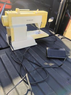 Vintage Singer 6221C Sewing Machine