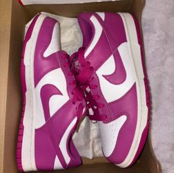 Fuchsia Nike Dunks