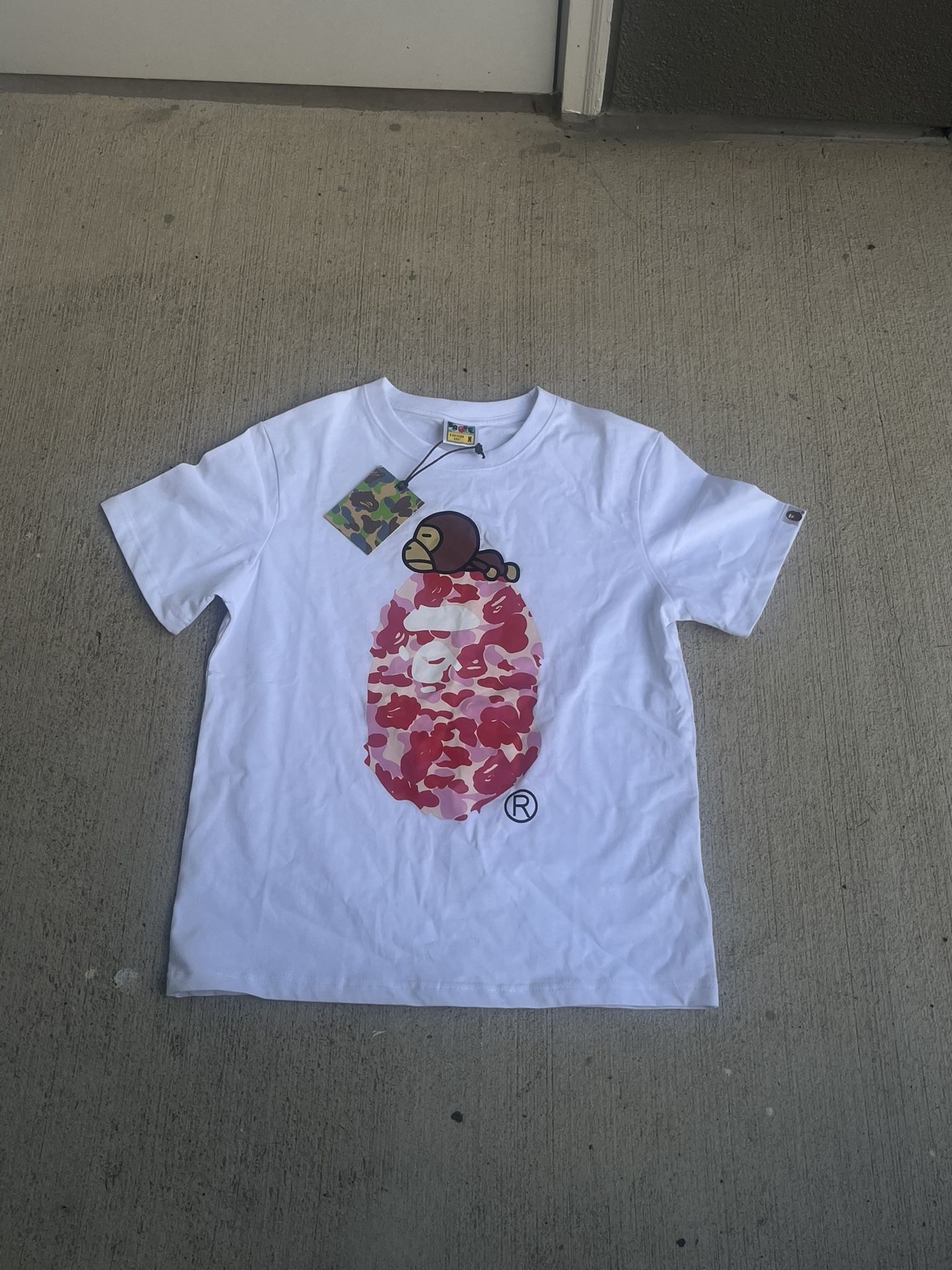 bape tee