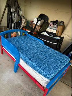 Toddler bed
