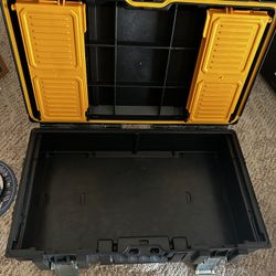 DeWALT box organizer 24” wide 
