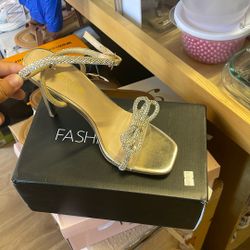 Bow Heels 