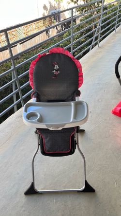 Minnie Mouse high chair