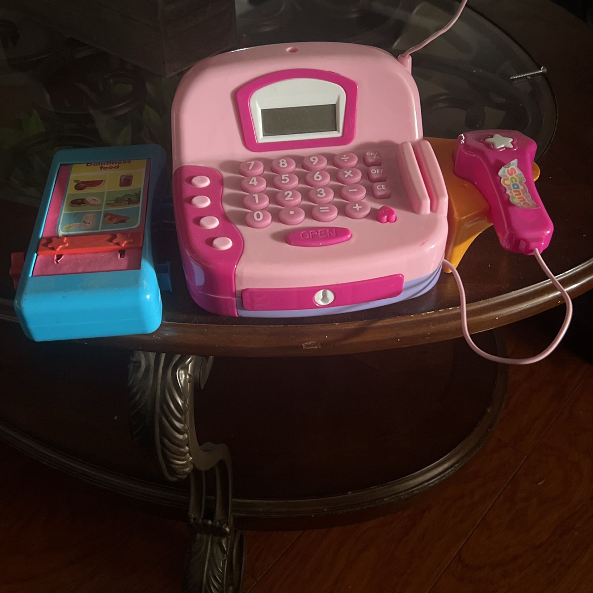 Cashier Toy