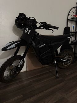Dirt e-bikes Available