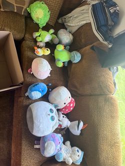 Stuffed animals/ squish mellows