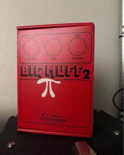 Electro Harmonix x JHS Big Muff 2