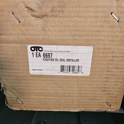 F250/350 Front 4x4 Seal Tool