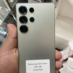 Samsung S25 Ultra 256GB Unlocked Cash or $50 down