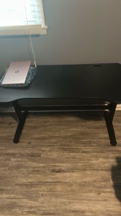 Gaming desk come get !!!!!  3 feet