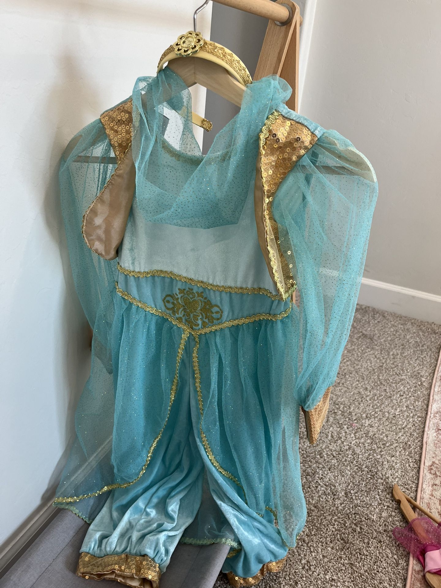 Princess Jasmine Dress Up Costume Size 5T