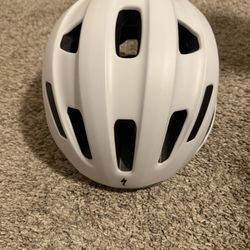 Specialized MIPS Helmet