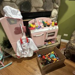 Kitchen Play Set With Play Food 