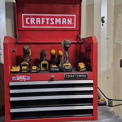 Nearly New Craftsman Top Tool Chest W/ Charging Port Built In