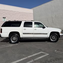 Chevy Suburban 1500 LT V8 SUV Tahoe Ford Expedition Explorer GMC Yukon XL Cadillac Escalade Honda Pilot Lincoln Navigator Toyota Sequoia 2005 2006