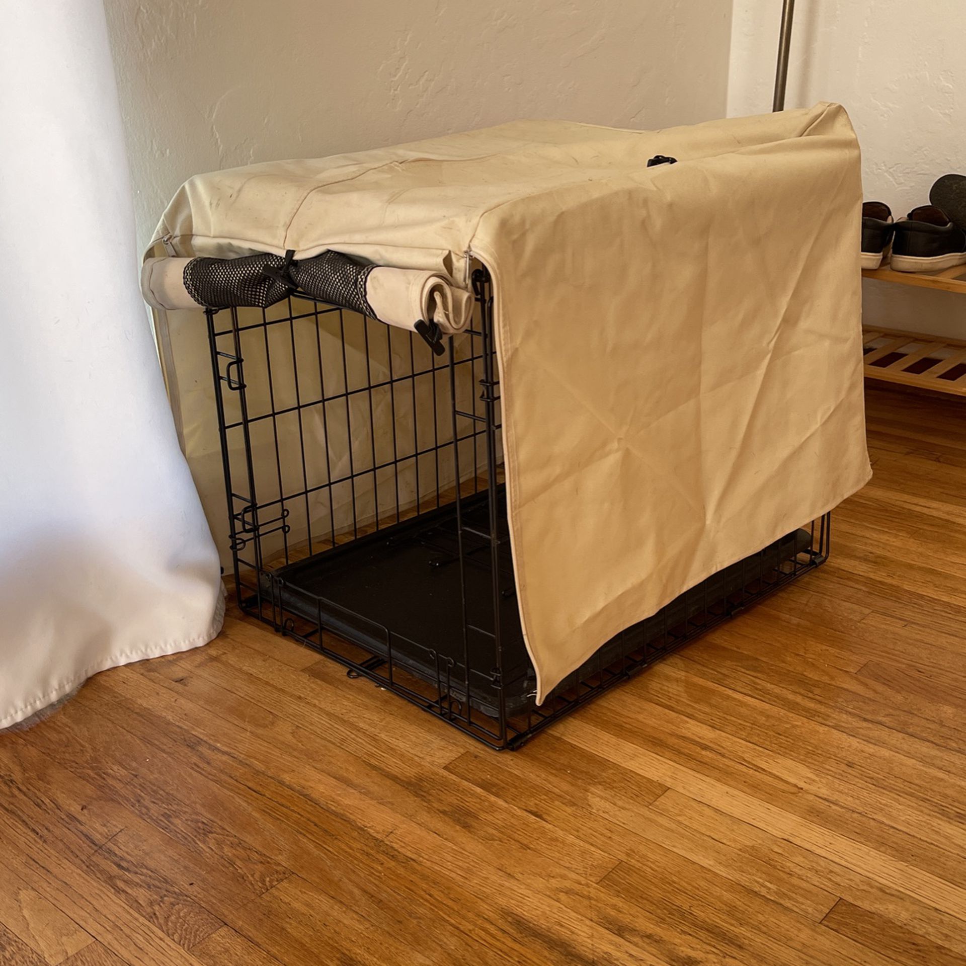 Dog kennel + Cover