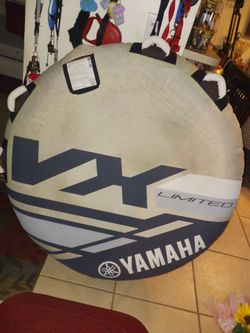 YAMAHA 2 PERSON TOW RAFT ETC 20$ FIRM 3 BRAND NEW TOW STRAPS AN ANKLE STRAPS 10 EACH FIRM