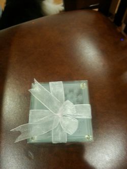 Snowflake glass coasters set