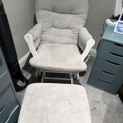 Rocking Chair 