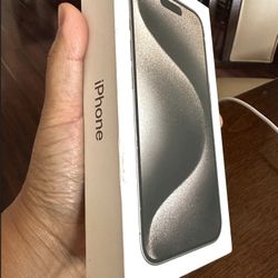 SEALED NATURAL TITANIUM iPhone 15 Pro 256 GB VERIZON NETWORK FIRM