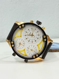 Oulm Men’s  Big Face Three Time Analog Sports Watch
