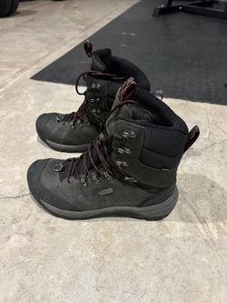 KEEN SNOW BOOTS MENS SZ 9.5!