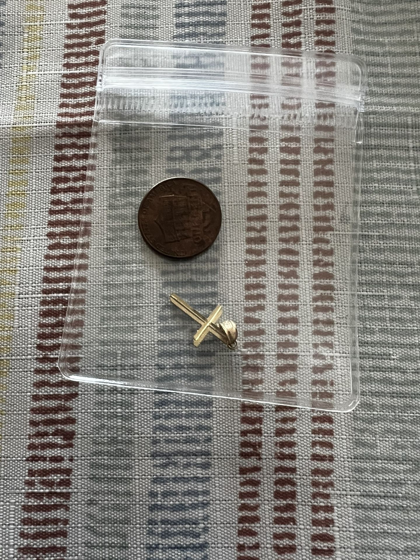 10K Pendant