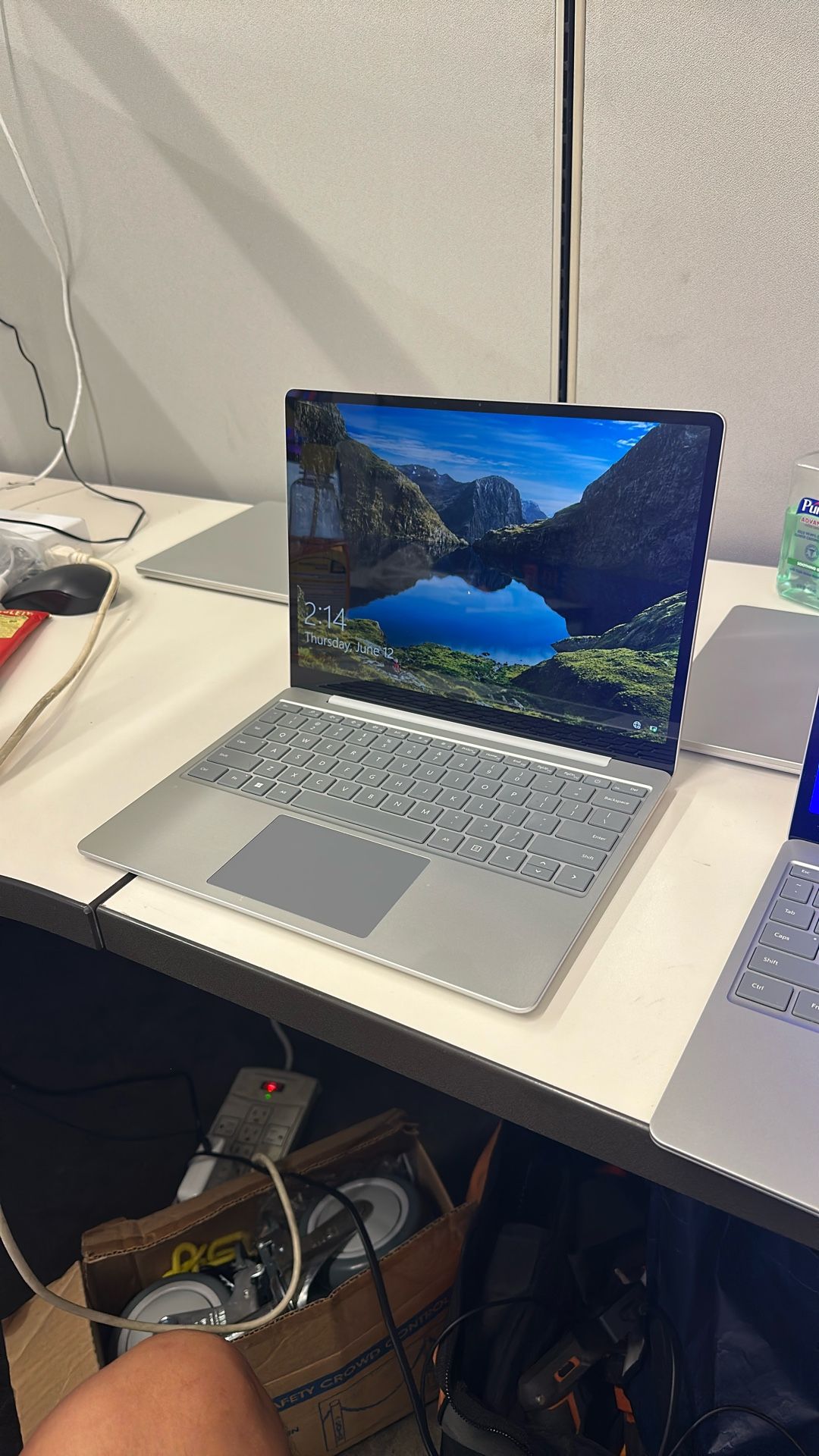 Microsoft Surface Laptop Go 2