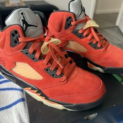 Jordan 5 ‘Dunk On Mars’