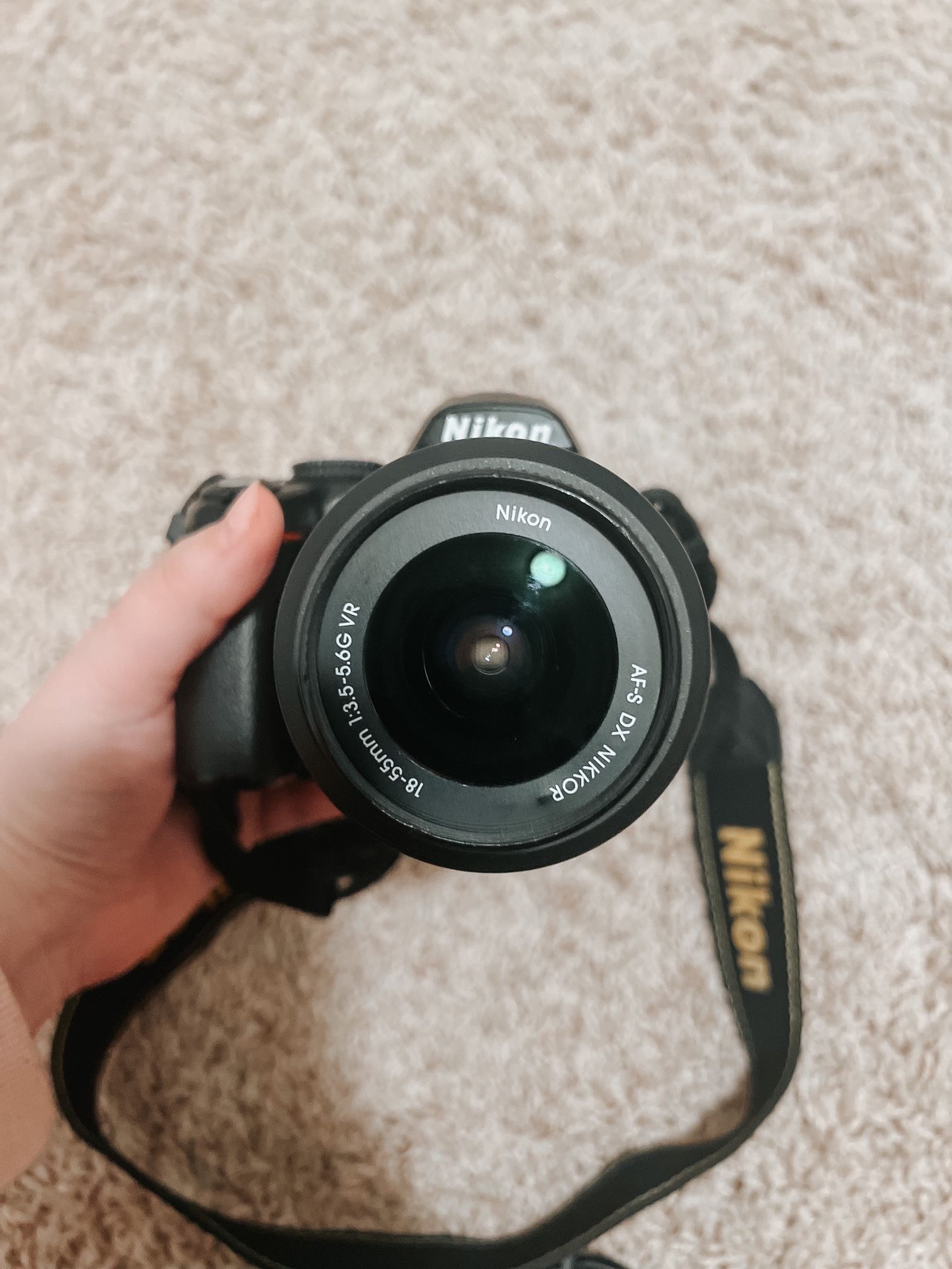 Nikon D3000
