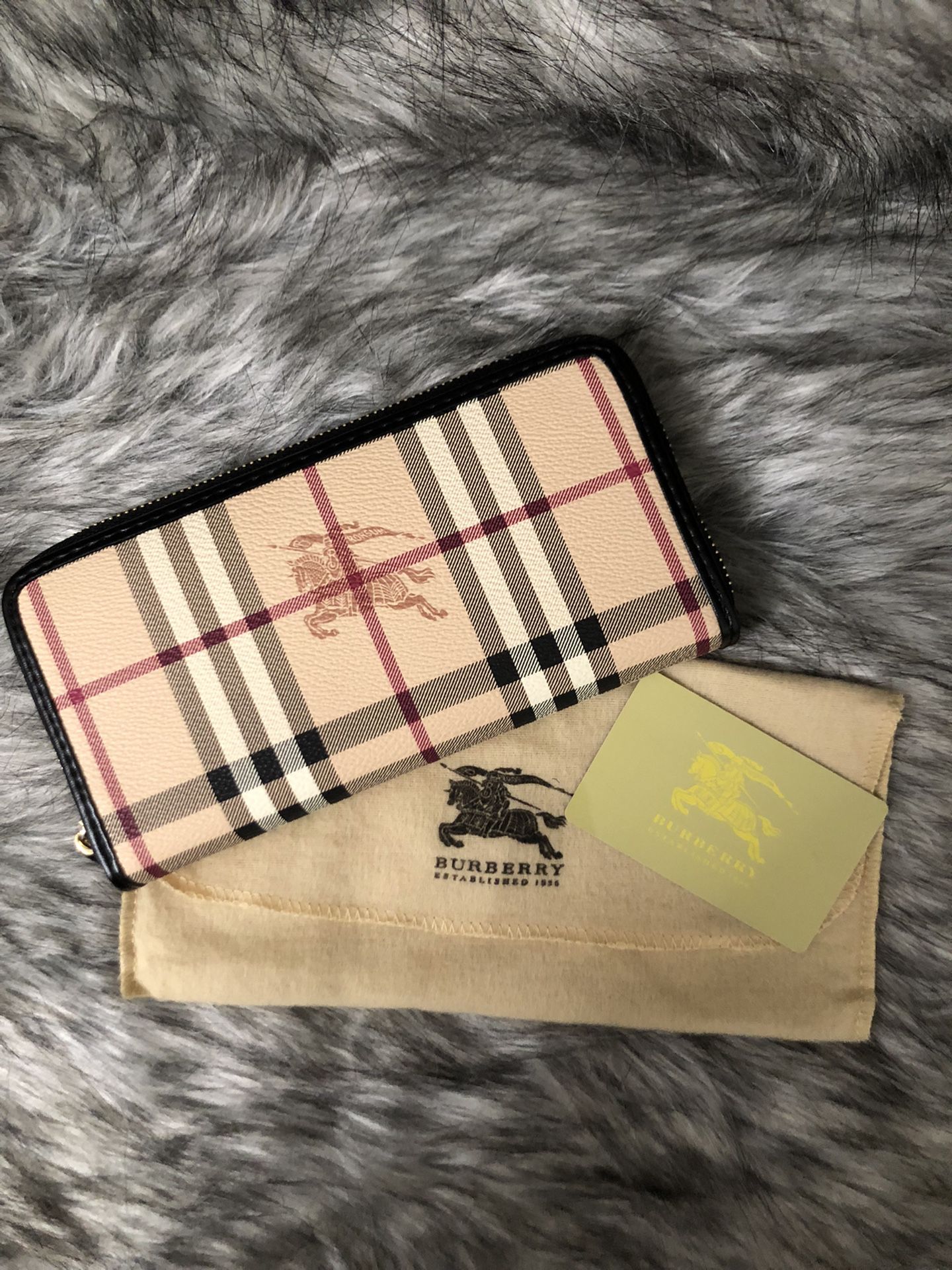 Zip Around HIGH QUALITY LEATHER Wallet