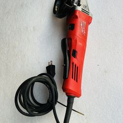 Milwaukee 6142-30 11 Amp Corded 4-1/2 in. Small Angle Grinder