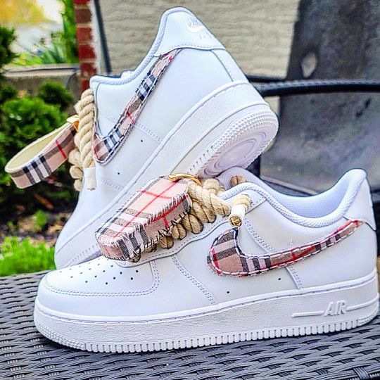 Grondwet Spanje wond Nike Air Force 1 "Burberry" Custom Size 9 Brand New for Sale in  Reynoldsburg, OH - OfferUp