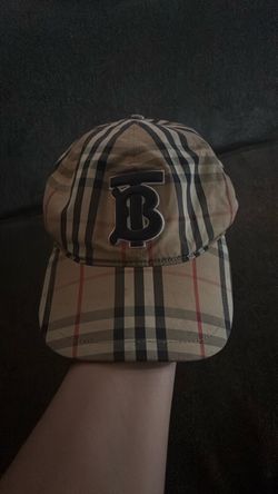 Burberry hat