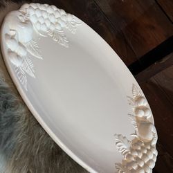 Vintage Signature China  Sauvignon White 18" Platter Raised Fruit Pattern Japan