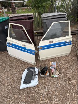 1973 Pick Up Datsun king cab parts