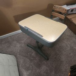 Kids Old School Desk