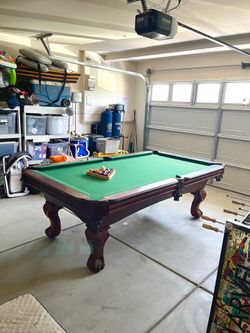 Pool table