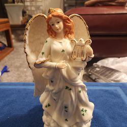 VTG IRISH ANGEL GOLDEN HARP BY "HOLIDAY CLASSIC TREASURES PORCELAIN COLLECTION"