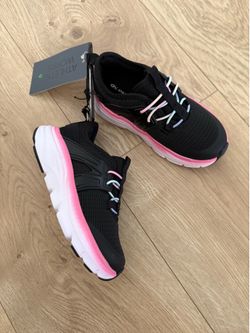 Brand new toddler shoes size 9