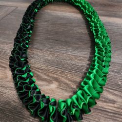 Graduation  Ribbon Lei 