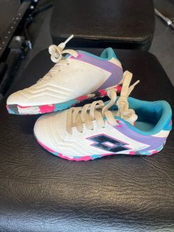 Lotto turf cleats size 11K