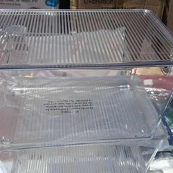 Storage containers