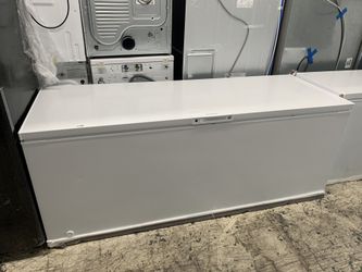 Frigidaire chest freezer in white new open box 25 cubic ft
