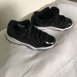 Kids Jordan’s Size12