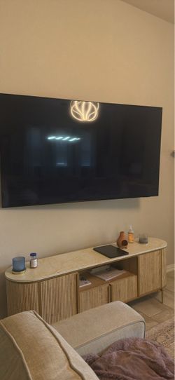 75 inch TV
