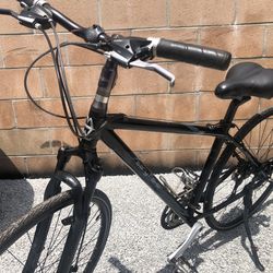 Trek Kaitai 21 speed medium size lightweight aluminum frame with disc brakes