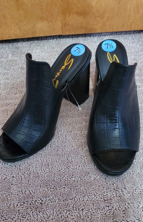 High Heeled woman 👡sandals