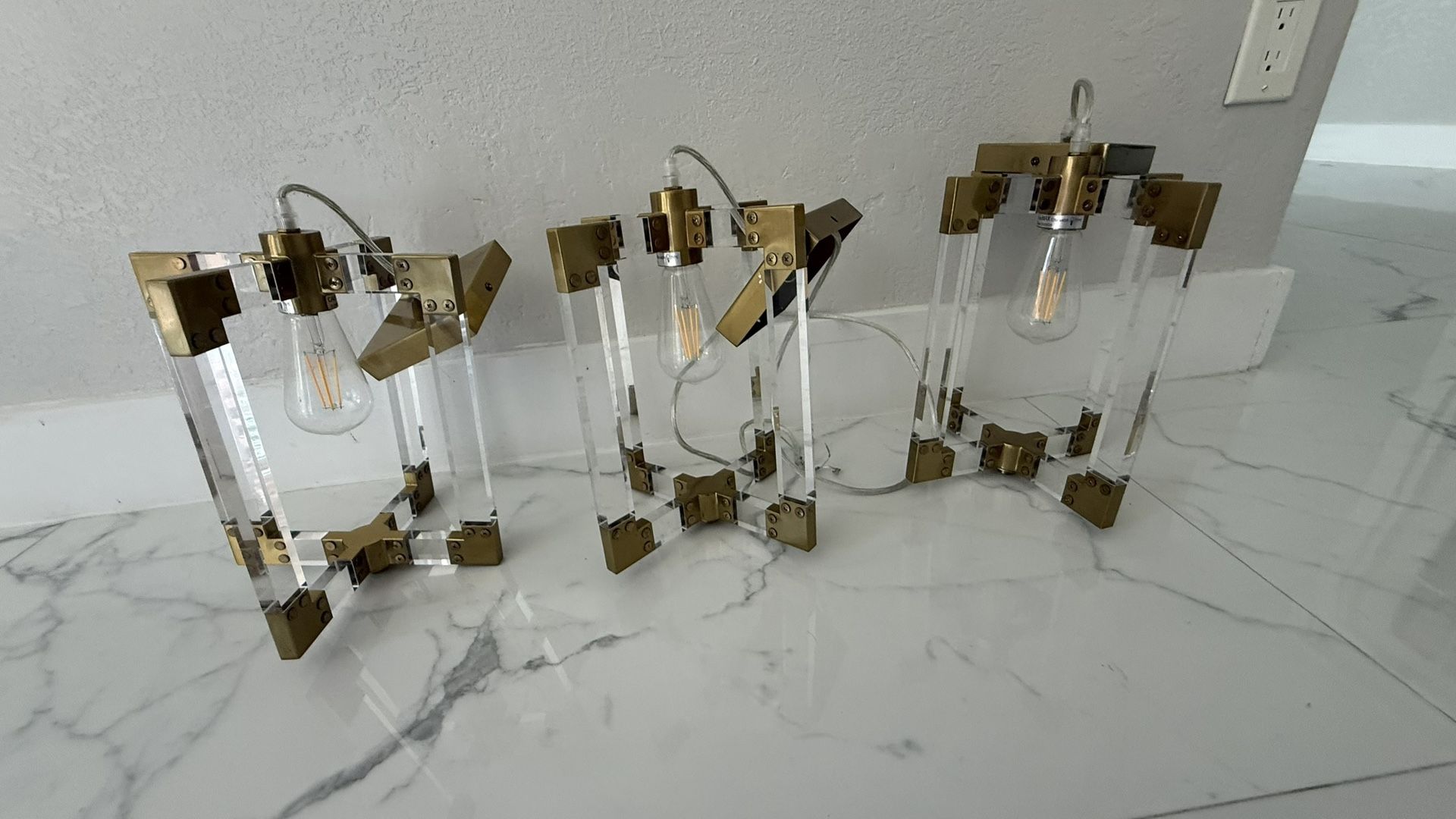 Gold Design Light Fixture