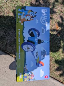 Kids bluey scooter